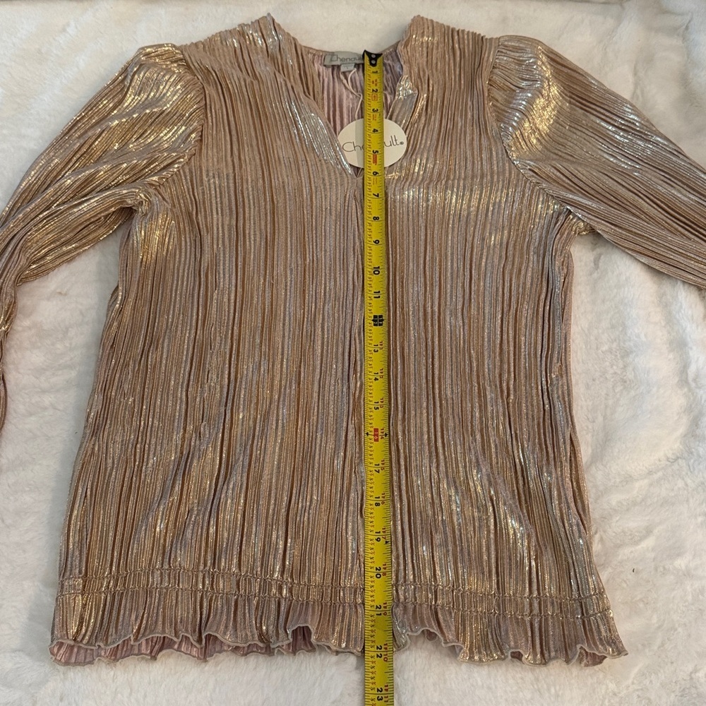 Chenault Gold Crinkle Party Blouse - Picture 11 of 13